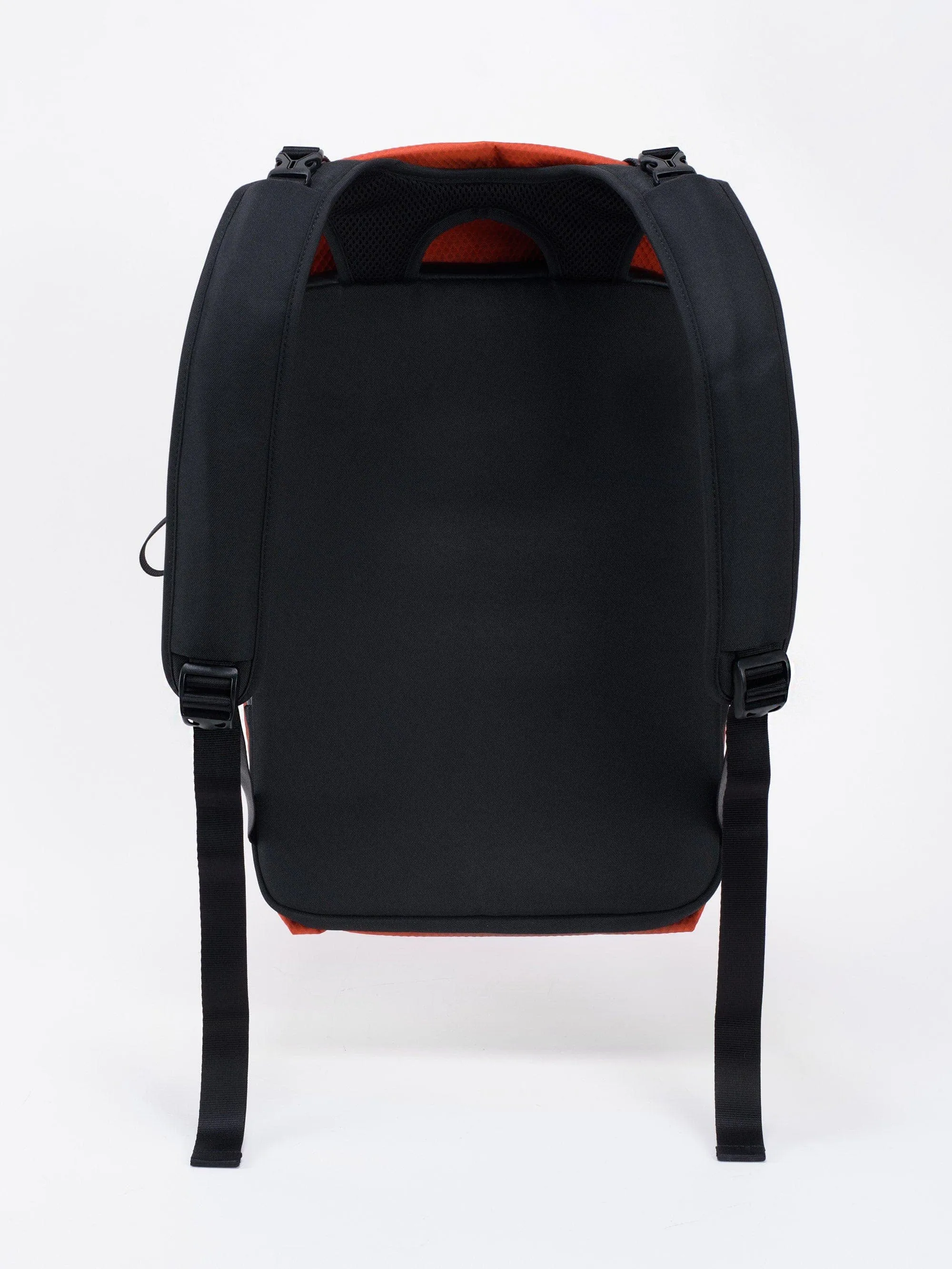 Saru Brick Red